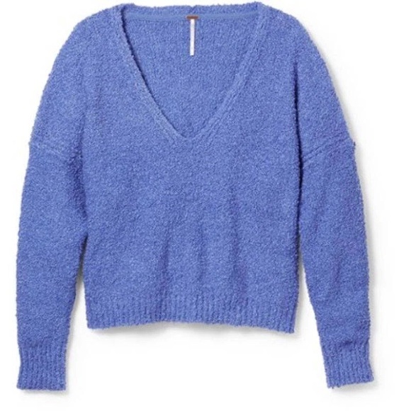 FREE PEOPLE • Finders Keepers Fuzzy Pullover Periwinkle Sweater V Neck SZ Small - Picture 16 of 16